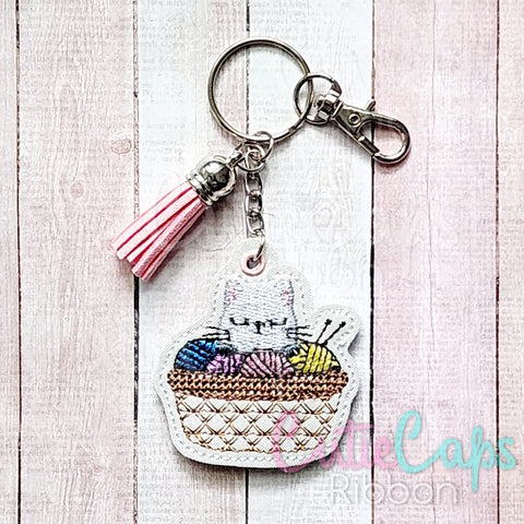 Crafting Cat in Yarn Feltie Keychain