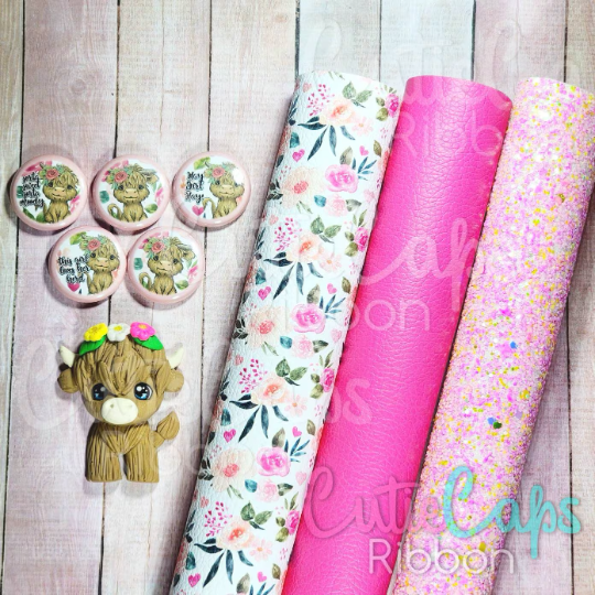 Cute Baby Cow Faux Leather Kit. Includes half a sheet of each style as pictured with 1 set of 5 one inch flatbacks and 1 highland cow clay
